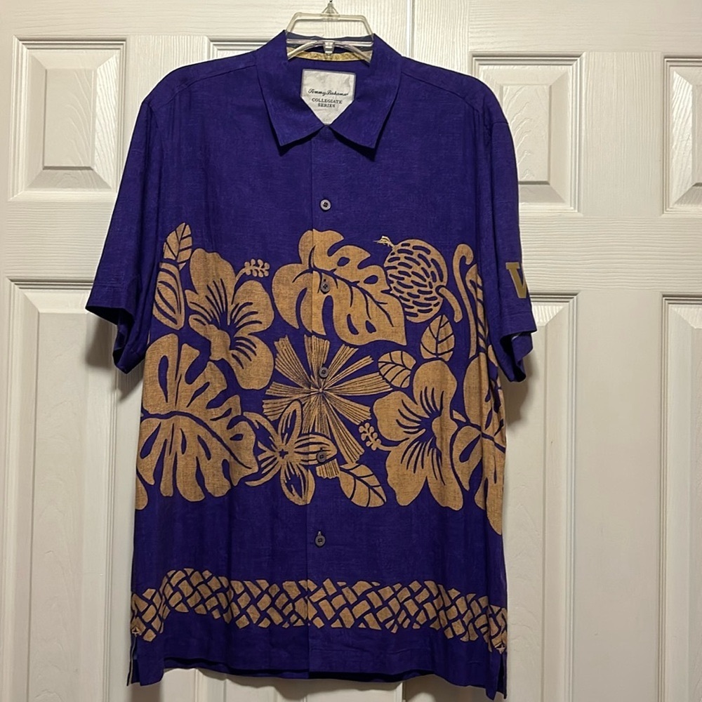 💗NWT Tommy Bahama X Collegiate UW Huskies Short Sleeve Button Down-Size Medium